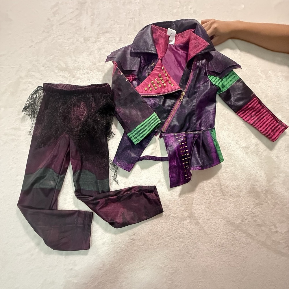 Disney Store Descendants Mal Cosplay Costume Girls Size 4